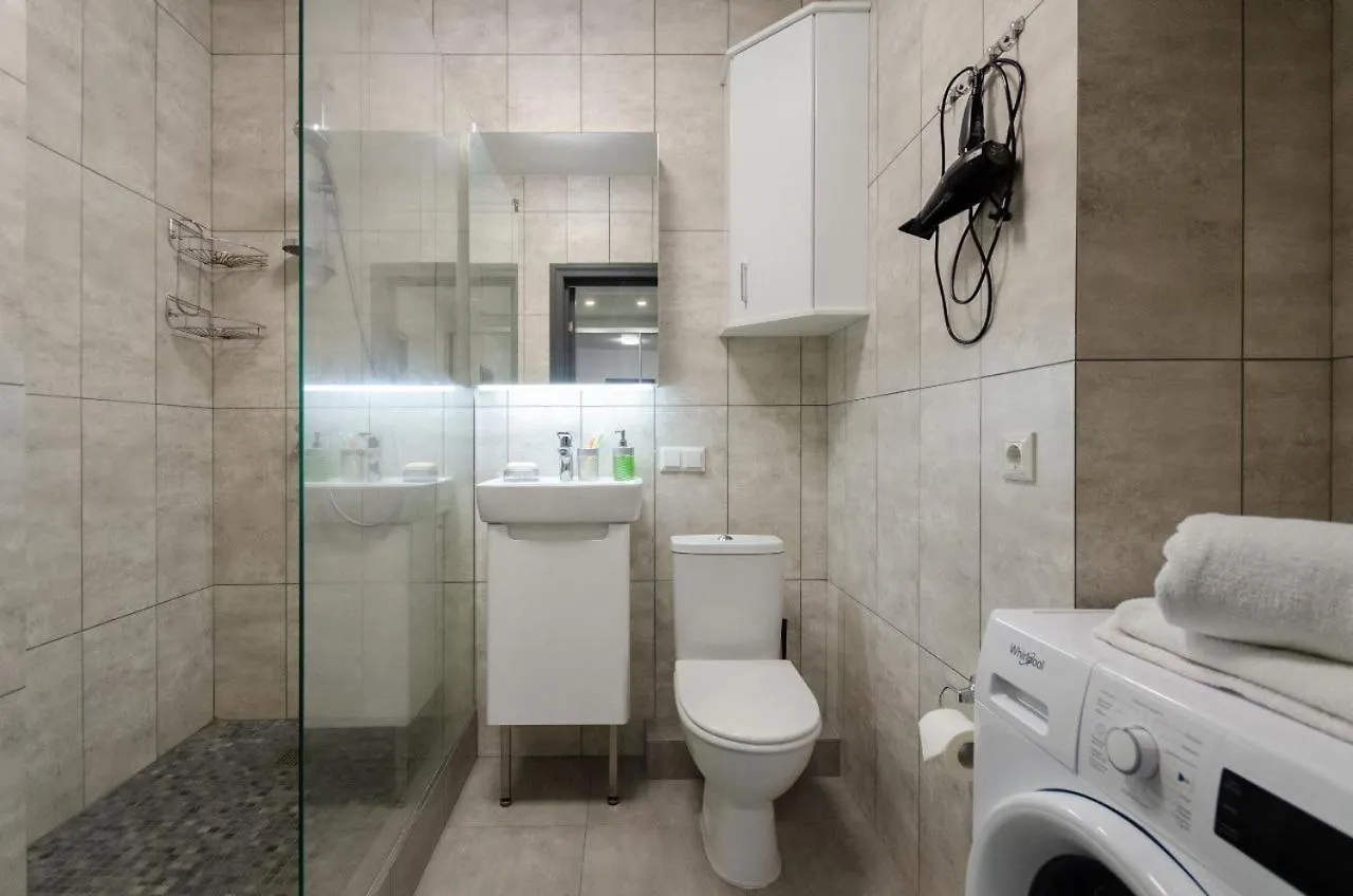 Your Flat Kharkivska Kiev Appartamento